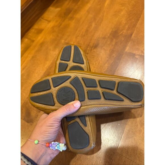 Woman’s Michael Kors flats leather size 7 - Picture 5 of 6